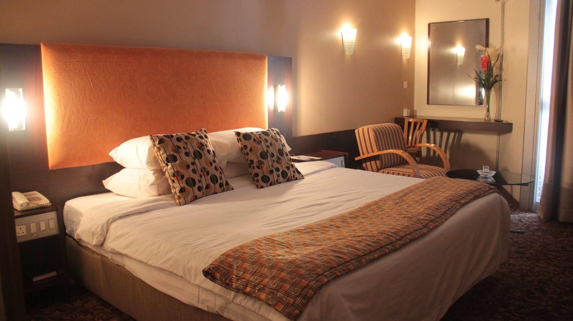 Nike Lake Resort Enugu Dış mekan fotoğraf